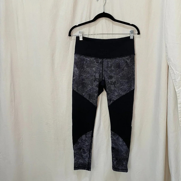 ZELLA NWOT High Waist Midi Leggings - Medium - Picture 2 of 5
